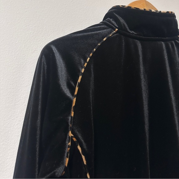 Coldwater Creek Black Velour Track Jacket Cheetah Print Trim Women’s Size Medium - Picture 7 of 11